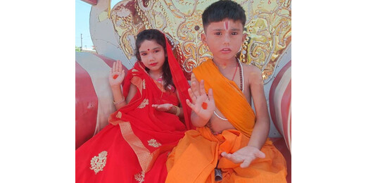 रामनवमी पर निकली भव्य शोभायात्रा, जय श्रीराम के नारों से गूंजा इलाका